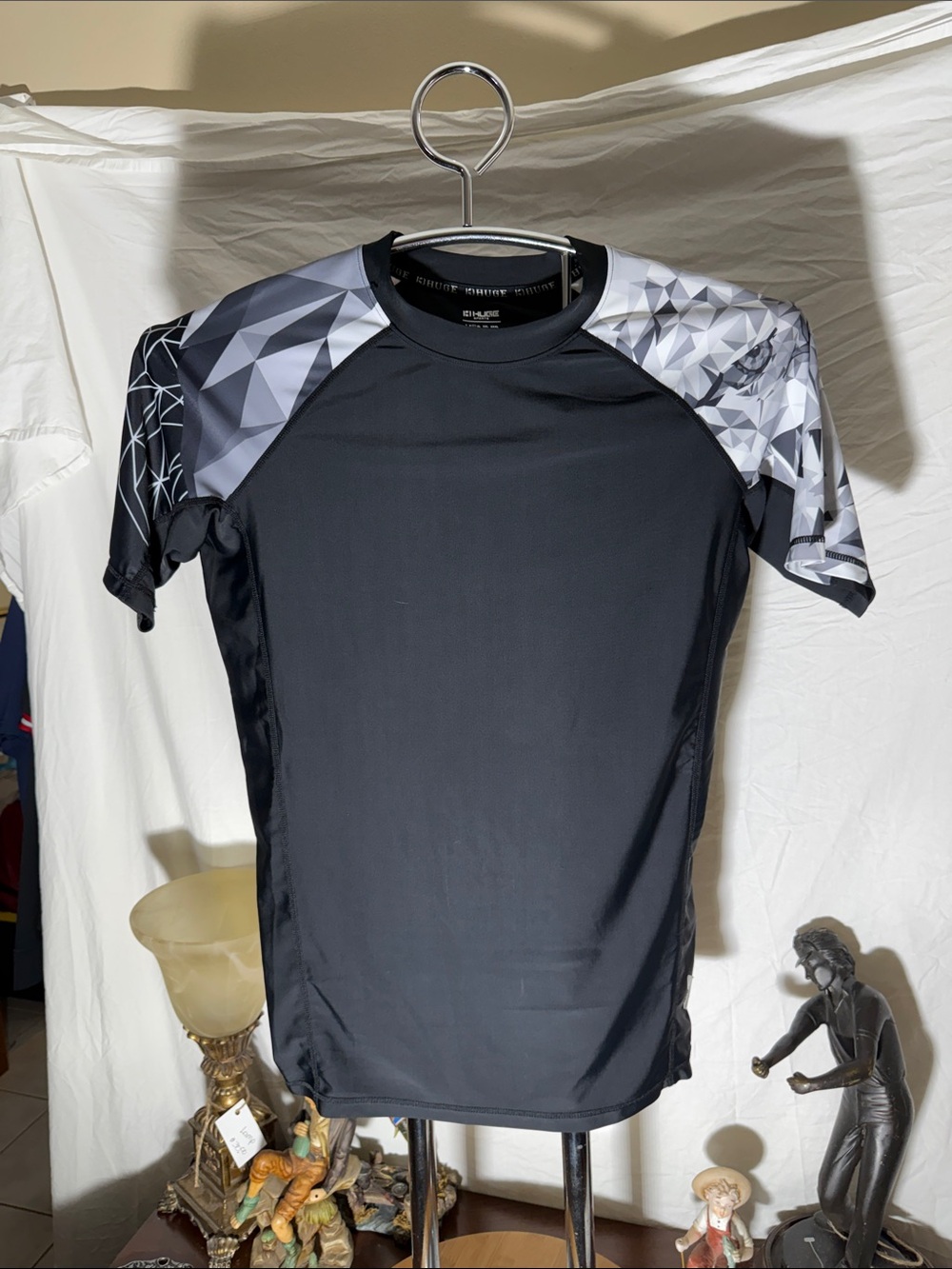Men's Black Geo-Print Short Sleeve Swim Rash Guard